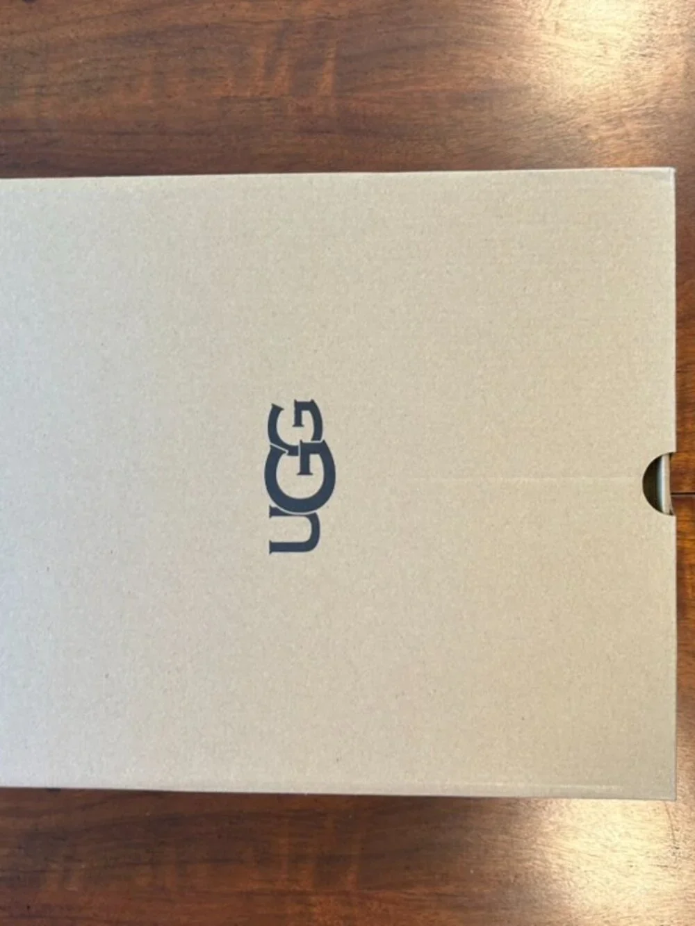 BRAND NEW - NEVER WORN Women's Classic Short 2 Uggs Size Women's 9